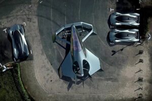 Read more about the article The future of Aston Martin: EV, strategy, and innovations