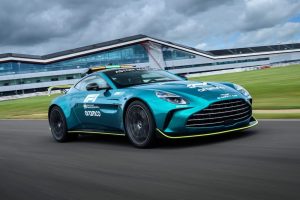 Read more about the article Aston Martin will no longer be a Safety Car supplier in F1 in 2026