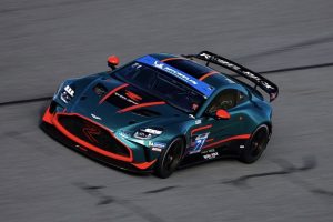 Read more about the article Aston Martin scores double victory at Daytona
