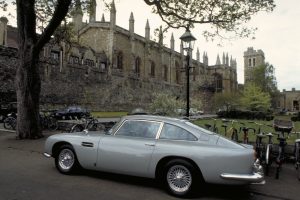 Read more about the article Tomorrow Never Dies: the discreet return of the DB5 alongside 007